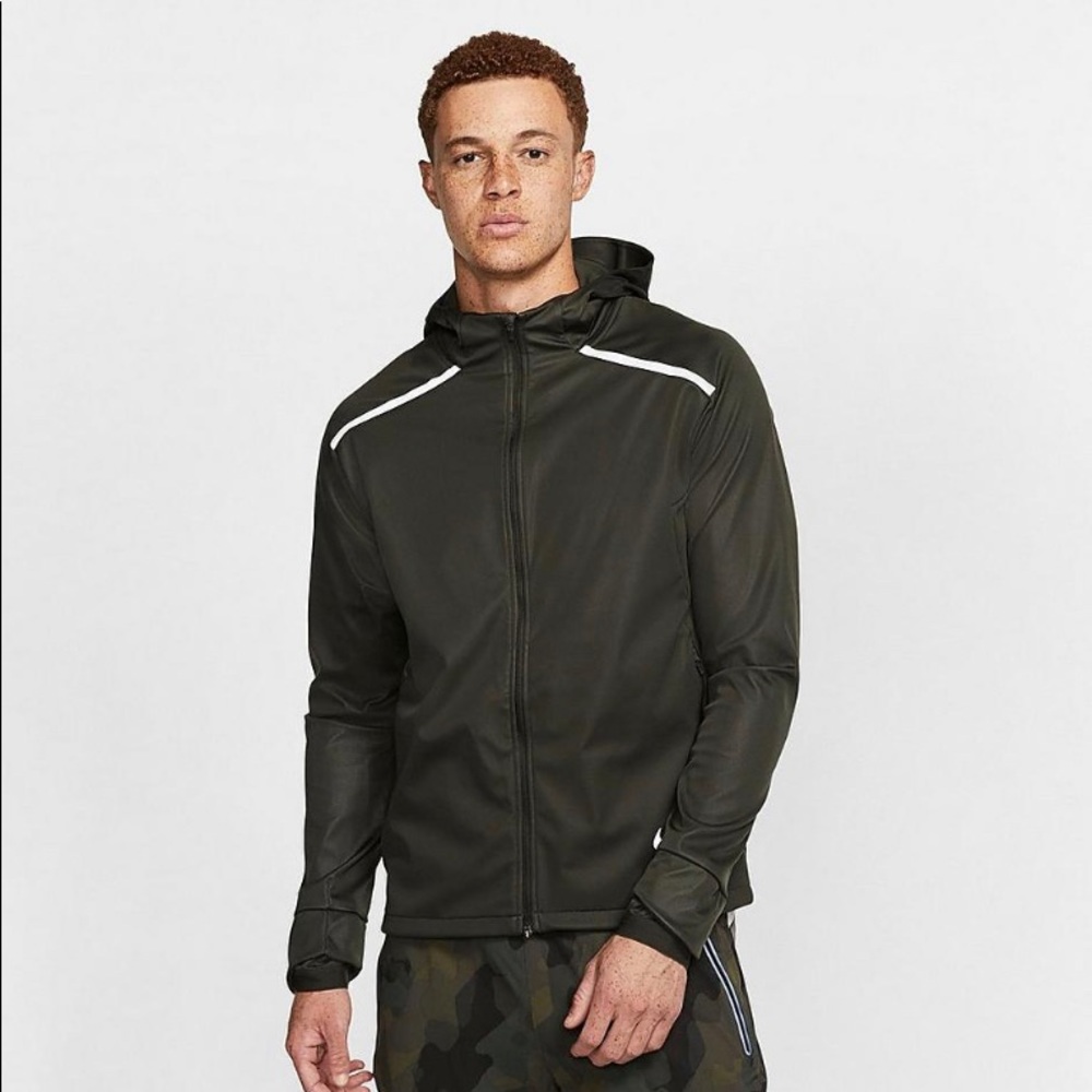 Men’s Nike Shield Hooded Running Jacket Size Large